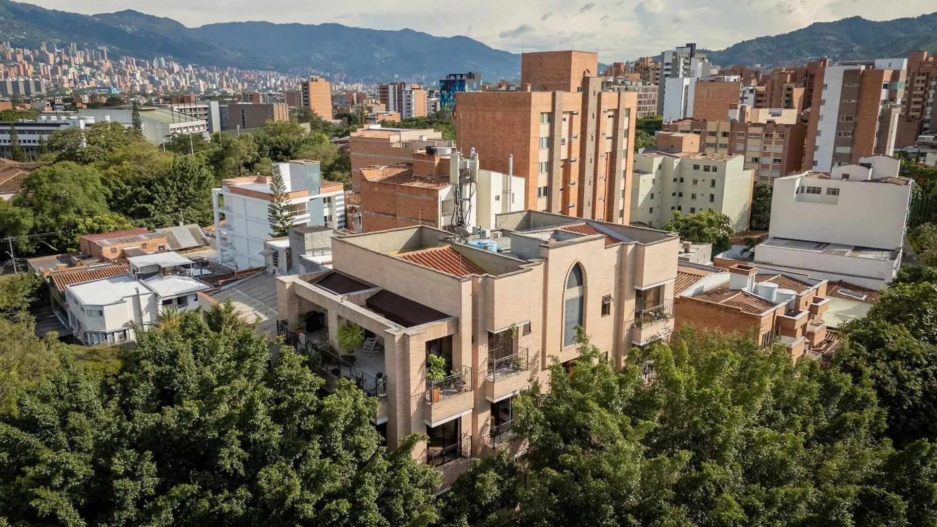 Aparthotel Edificio Fenicia Lofts Laureles Medellín