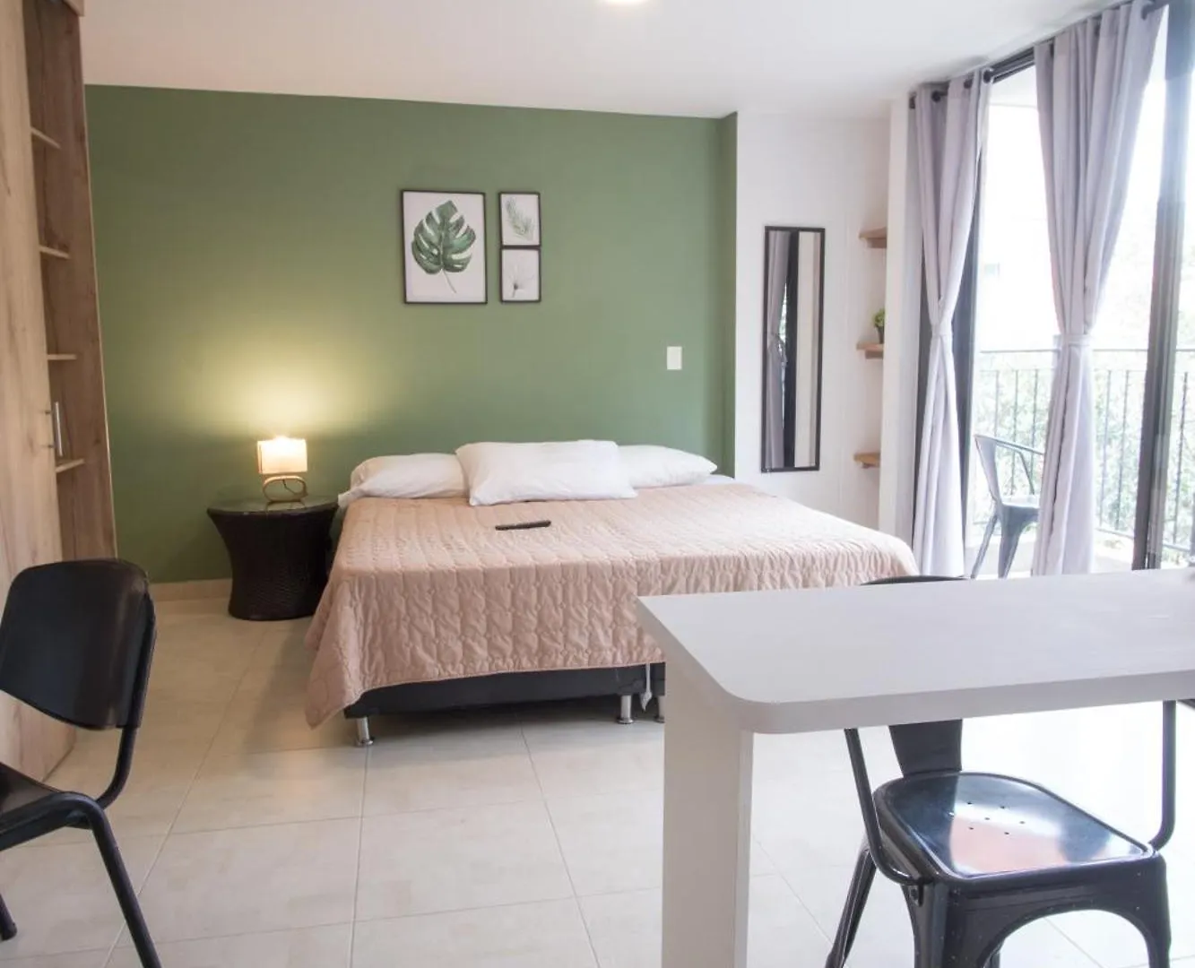 Aparthotel Edificio Fenicia Lofts Laureles Medellín Colombia