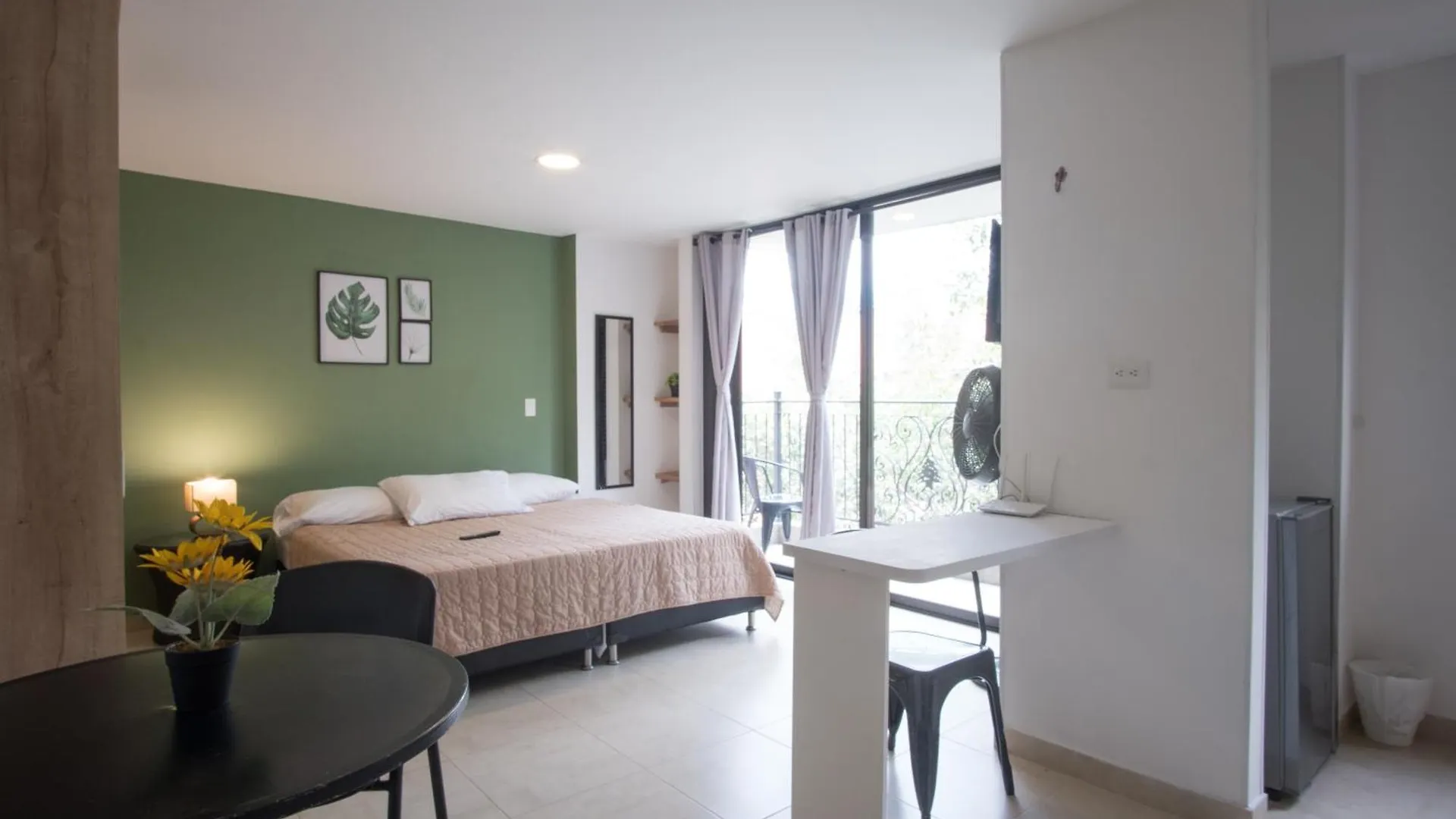 Aparthotel Edificio Fenicia Lofts Laureles Medellín