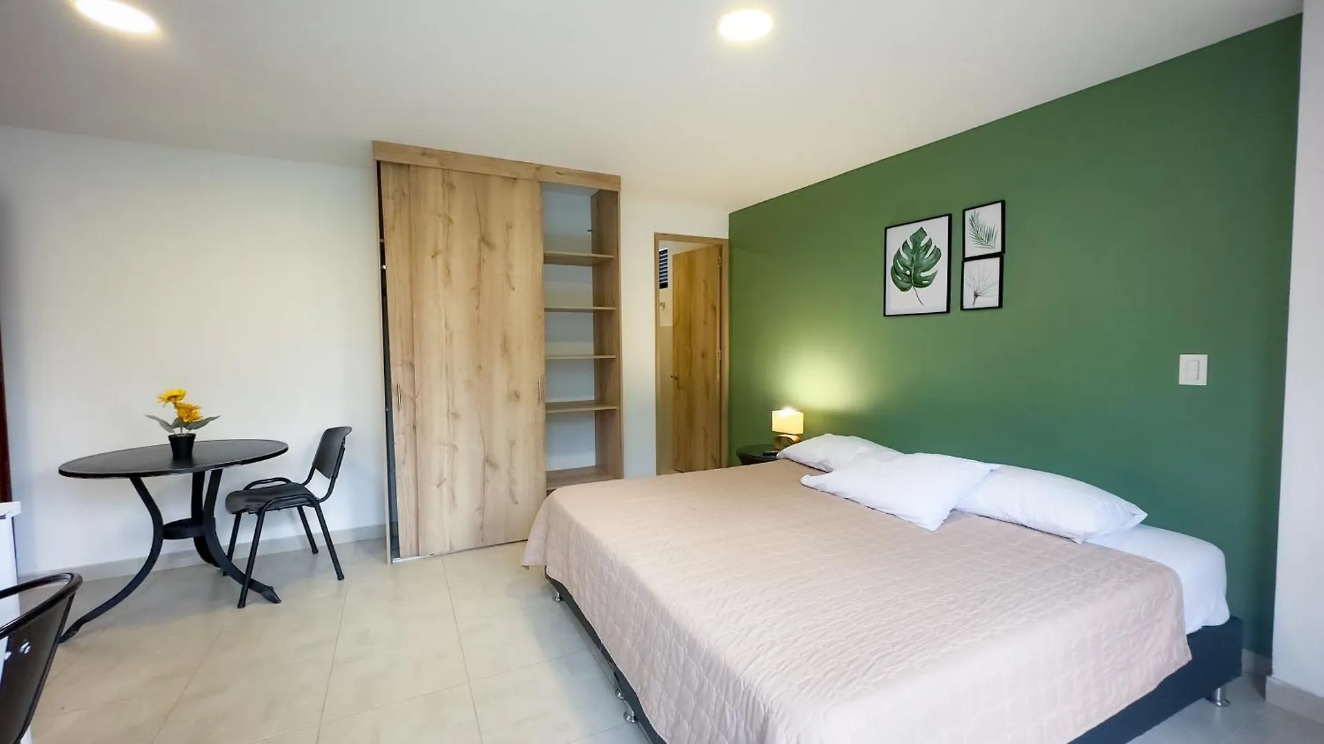 Aparthotel Edificio Fenicia Lofts Laureles Medellín Colombia