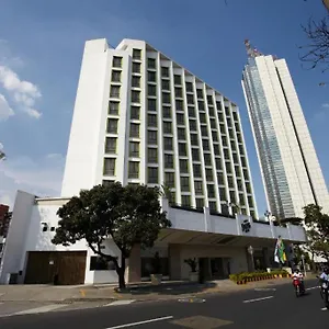 Club De Bienestar Ilar Bulevar Del Rio Cali