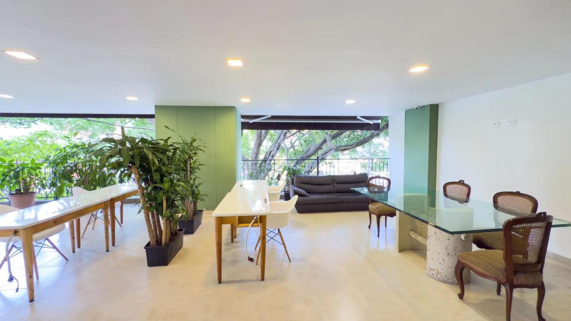 Edificio Fenicia Lofts Laureles Aparthotel Medellin