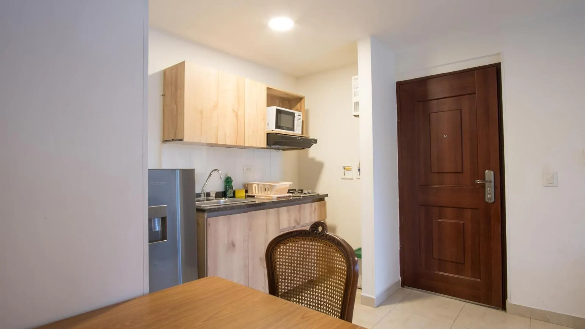 Edificio Fenicia Lofts Laureles Aparthotel Medellin